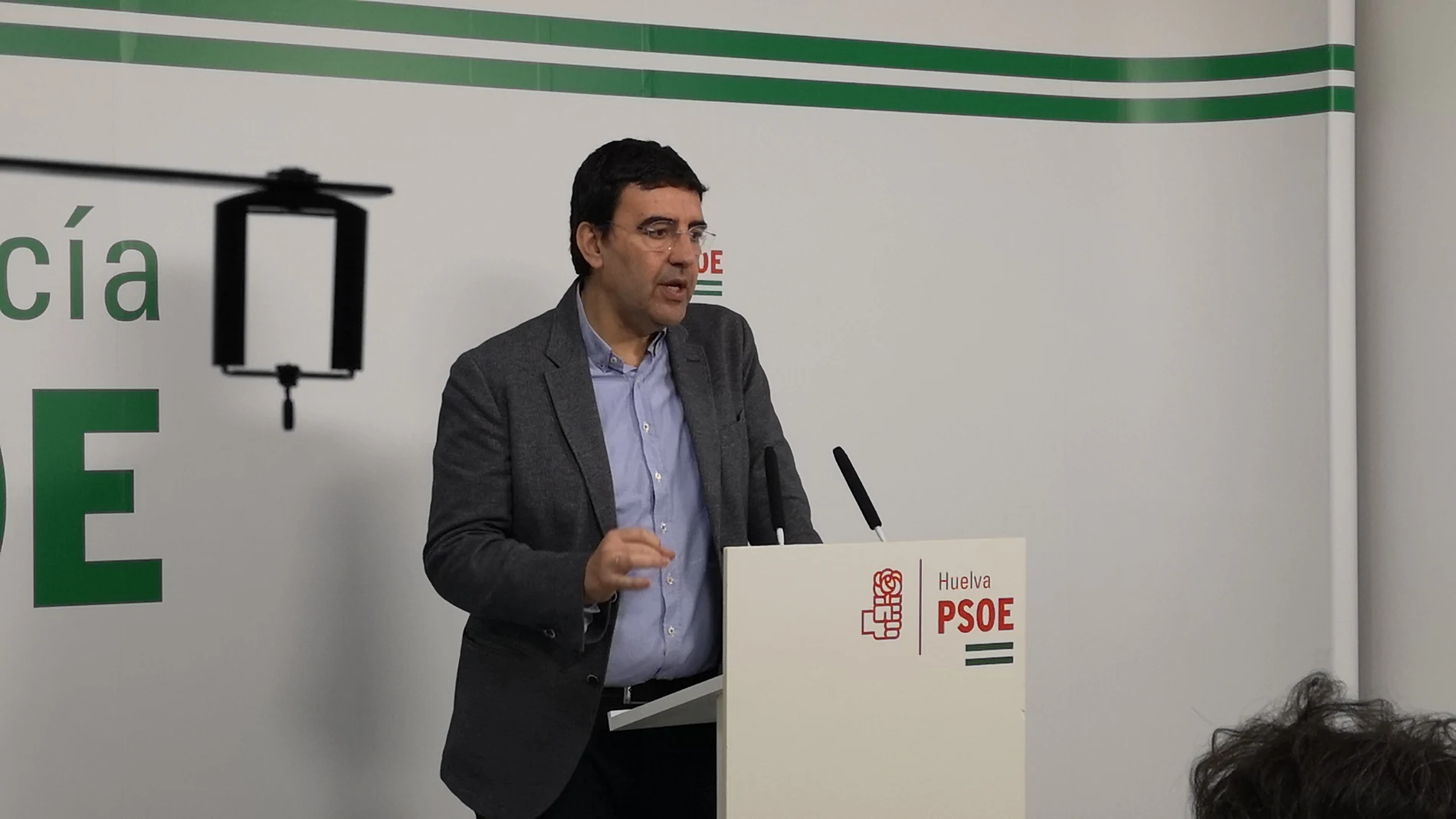Huelva.- Jiménez ve "puro cinismo" que Moreno y el PP celebren el 28F y anuncia una decena de actos del PSOE en Huelva