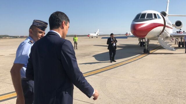 Sánchez, a punto de subir al Falcon