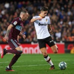 Gabriel Paulista con el Valencia frente al Celta de Vigo.