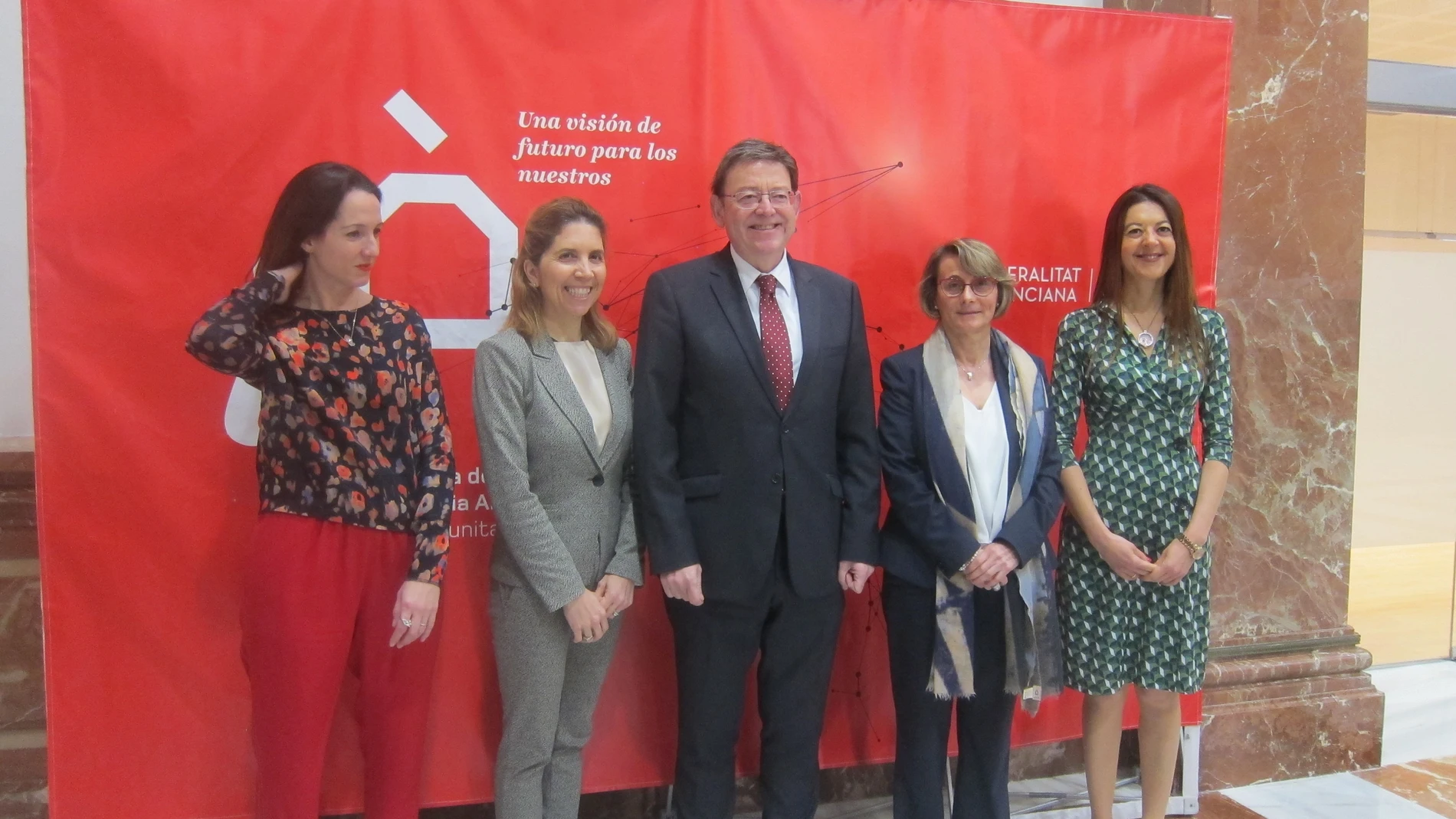 Paro.- Puig apunta la necesidad de cambiar el modelo económico valenciano para no estar "tan estacionalizados"