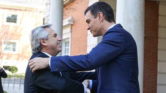 el presidente español Pedro Sánchez se reúne con el presidente argentino Alberto Fernández en el Palacio de La Moncloa.04/02/2020 ONLY FOR USE IN SPAIN
