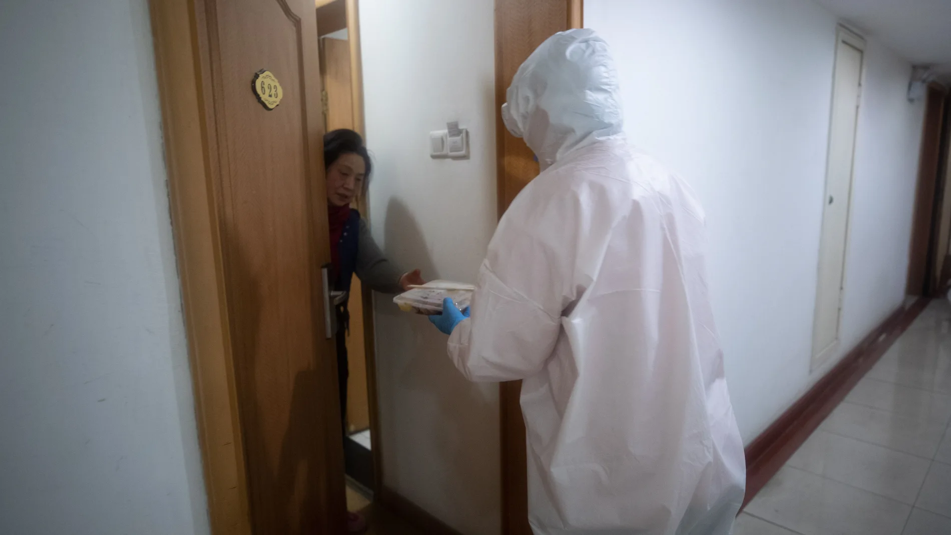 China coronavirus outbreak killed 490 people and infected over 24,000