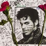 El cantante Prince falleció a los 57 años. (AP Photo/Andres Kudacki, File)