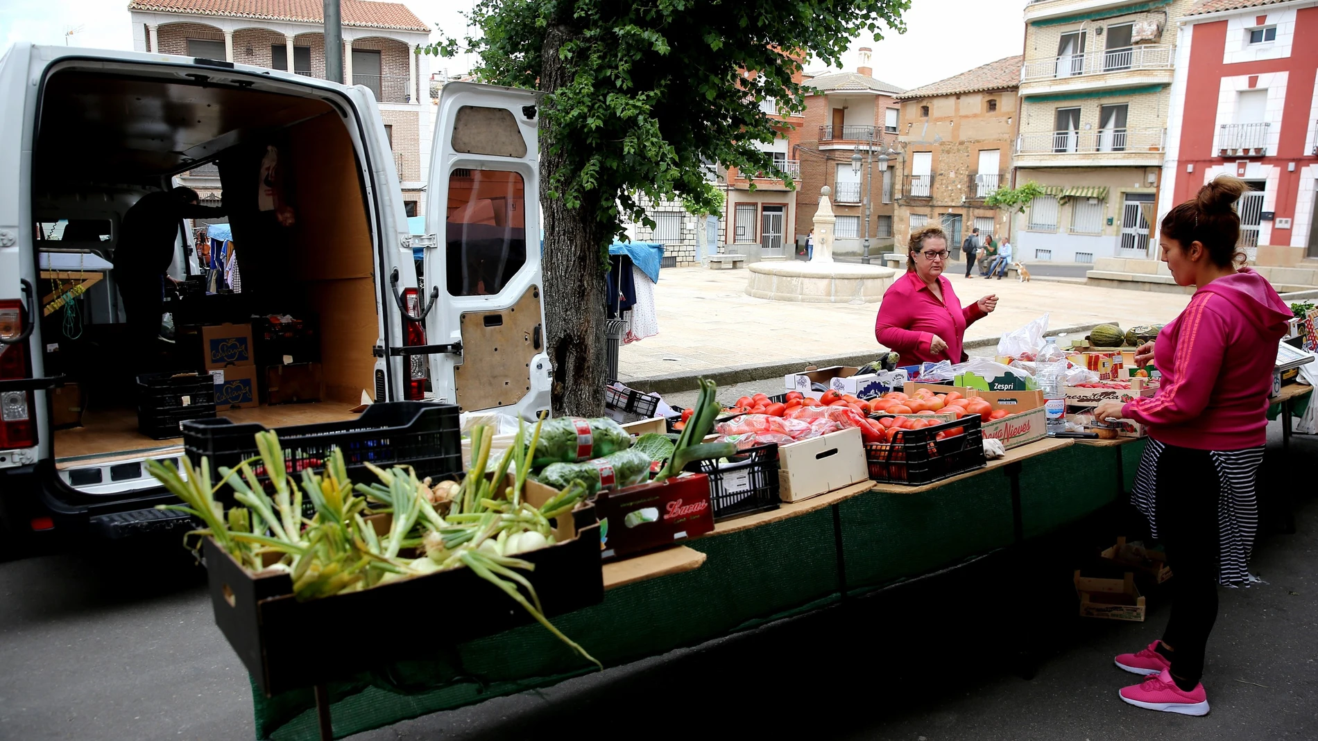Los mercadillos provocarían el trasiego de personas por la ciudad