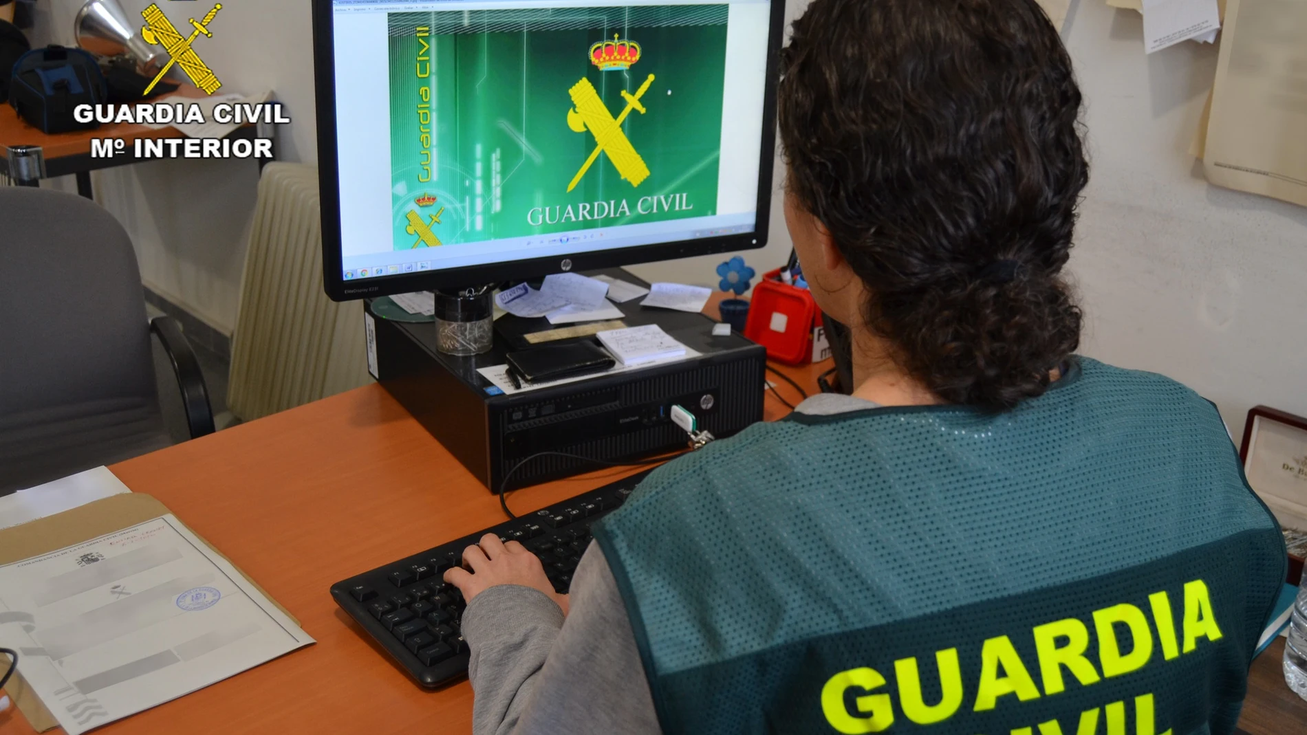 Sucesos.- Guardia Civil detiene a tres jóvenes por robar presuntamente en una vivienda de Murcia