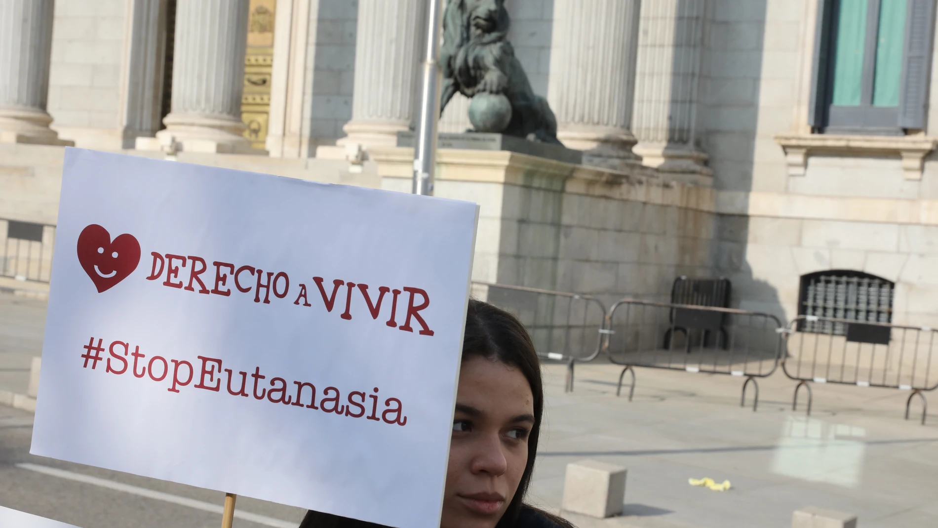 Protesta en contra de la eutanasia. Ruben Mondelo