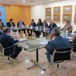El presidente de la Comunidad Autónoma, Fernando López Miras, reunido con la junta directiva de FecoamEl presidente de la Comunidad Autónoma, Fernando López Miras, reunido con la junta directiva de Fecoam2/12/2020