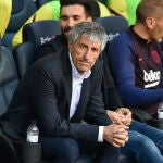 Quique Setién, en el banquillo del Barcelona