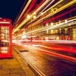 Las famosas cabinas telefónicas de Londres todavía siguen en pie.