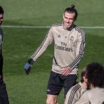 El delantero galés del Real Madrid Gareth Bale durante el entrenamiento en la Ciudad Deportiva de Valdebebas