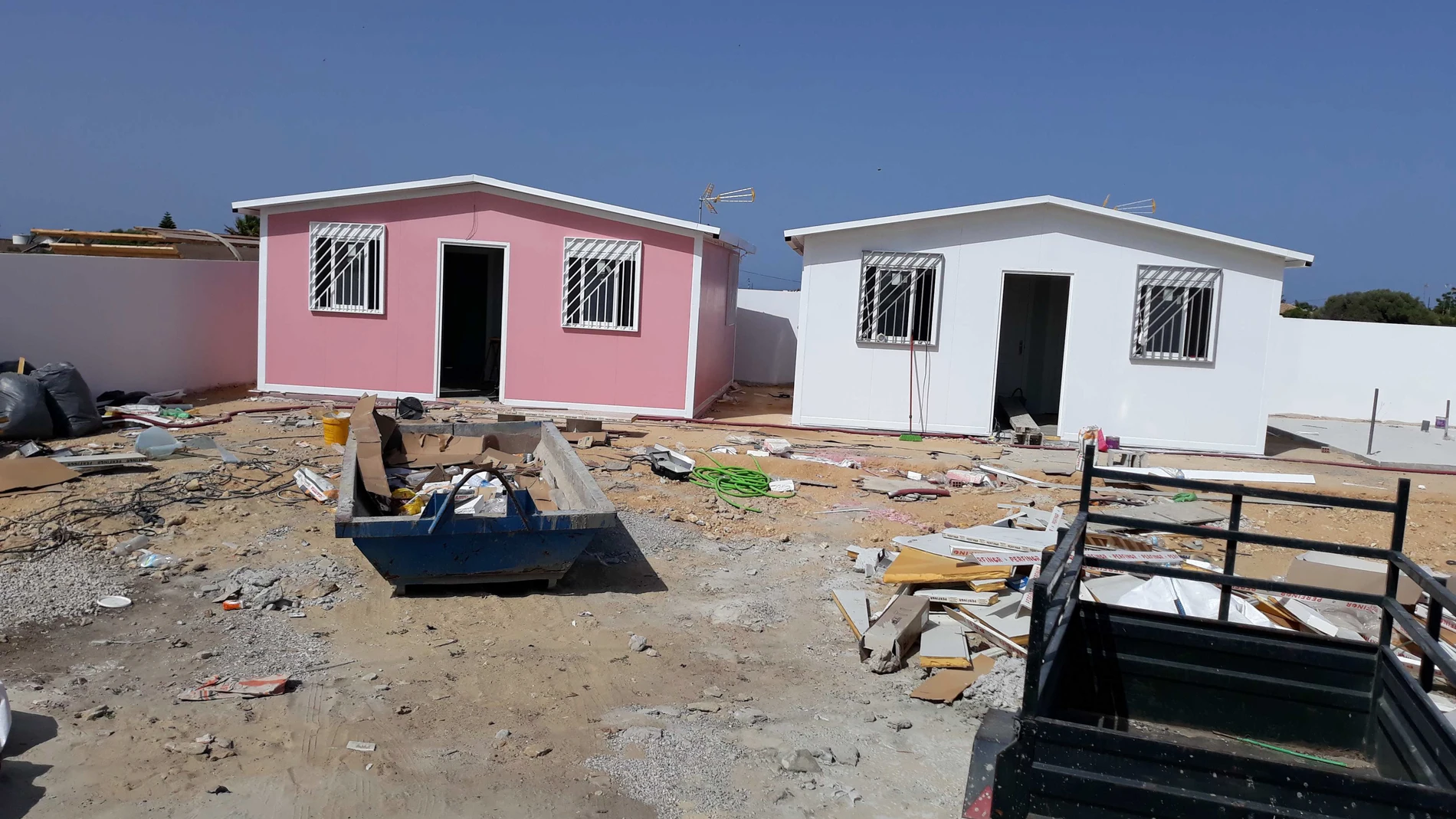 Viviendas ilegales prefabricadas de Vejer de la Frontera