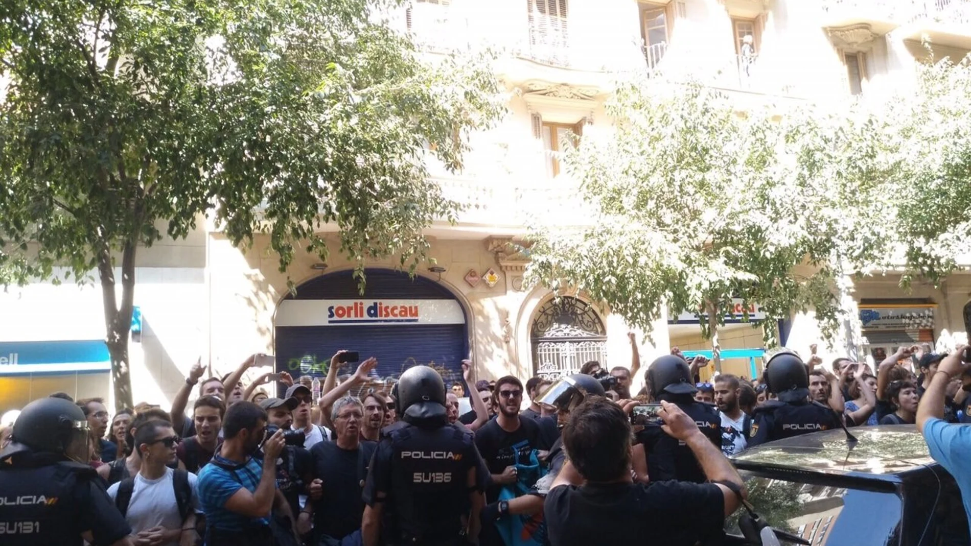 Un momento de la actuación policial de 2017