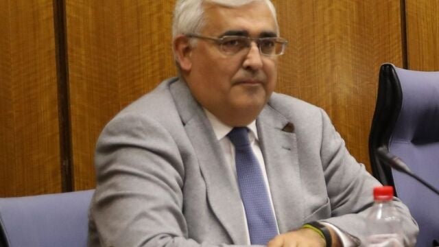 El diputado del PSOE-A y ex consejero de Economía y Hacienda Antonio Ramírez de Arellano comparece en la comisión de Investigación de la Faffe el 8 de noviembre de 2019
