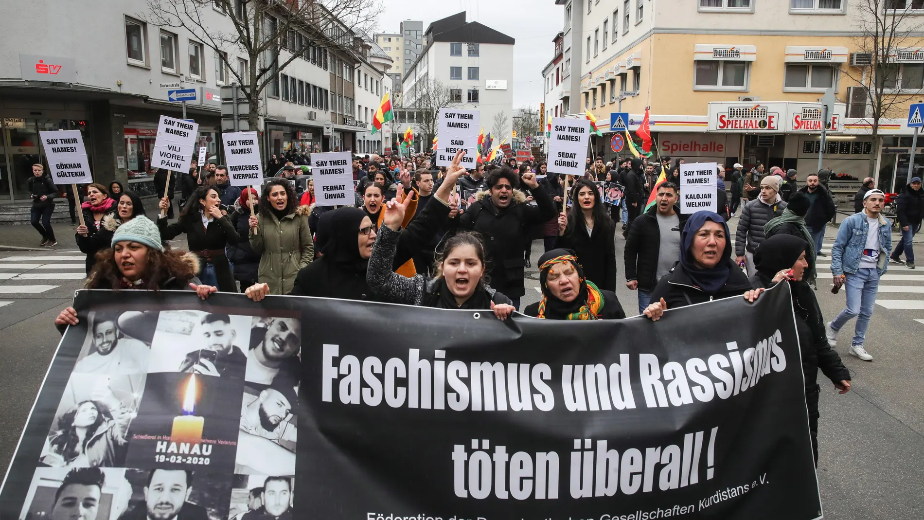 Protest against the racist terror attack in Hanau