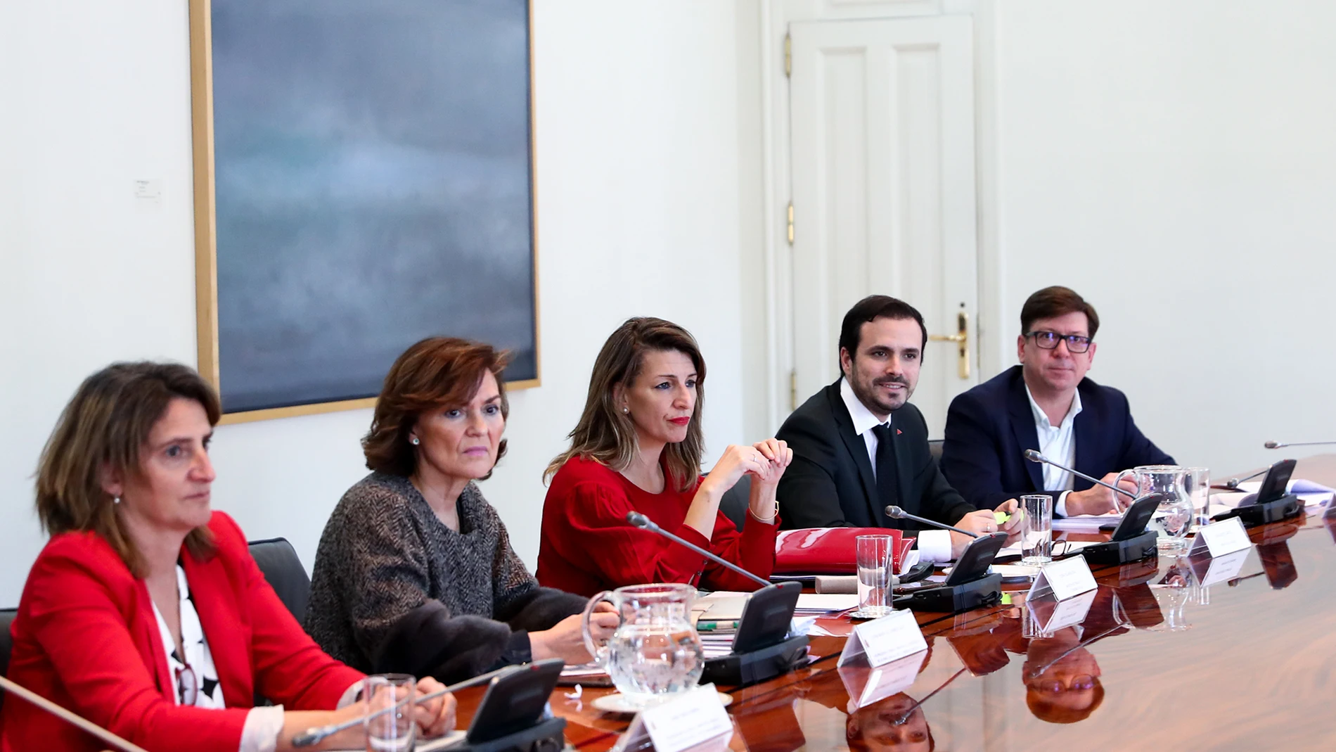 Pedro Sánchez preside la reunión de la Comisión Interministerial de Agricultura en la Moncloa