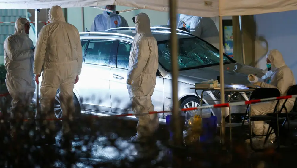 El coche, un Mercedes, en la escena del atropello en Volkmarsen