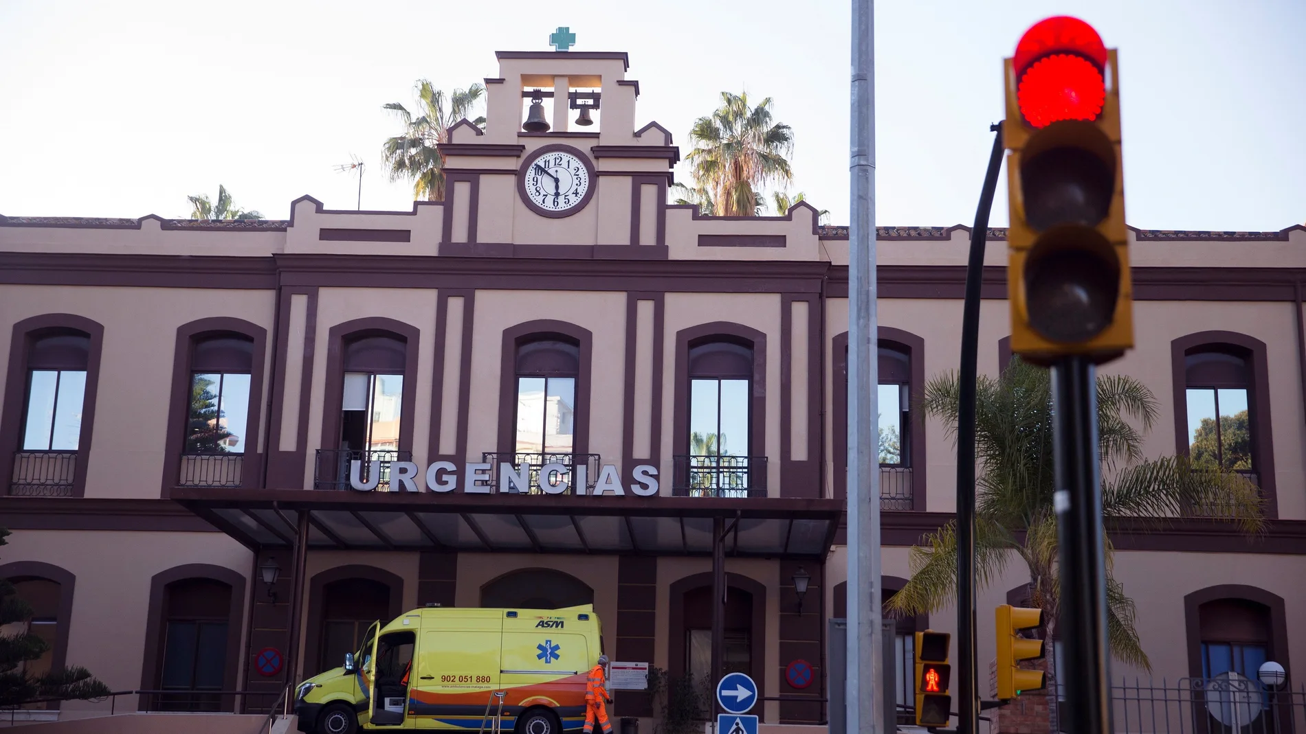 Dos pacientes aislados por posible coronavirus en Hospital Civil de Málaga