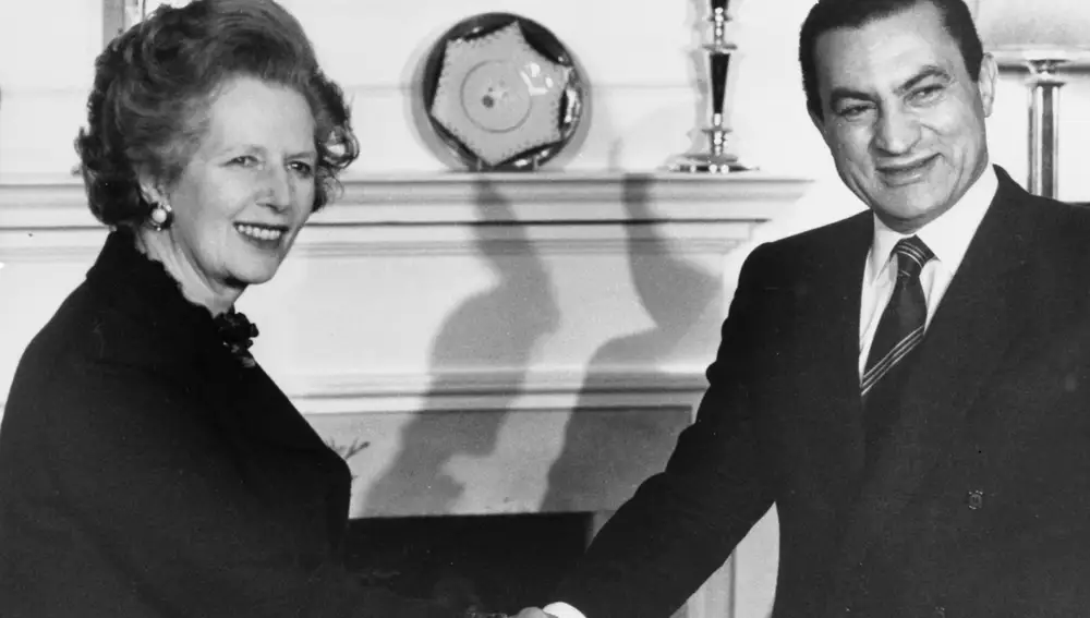 Margaret Thatcher con Hosni Mubarak en 1985