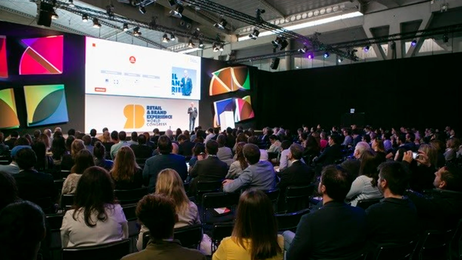 Fira.- Google, Facebook, Muji, eBay, H&M e Ikea participarán en el Retail & Brand