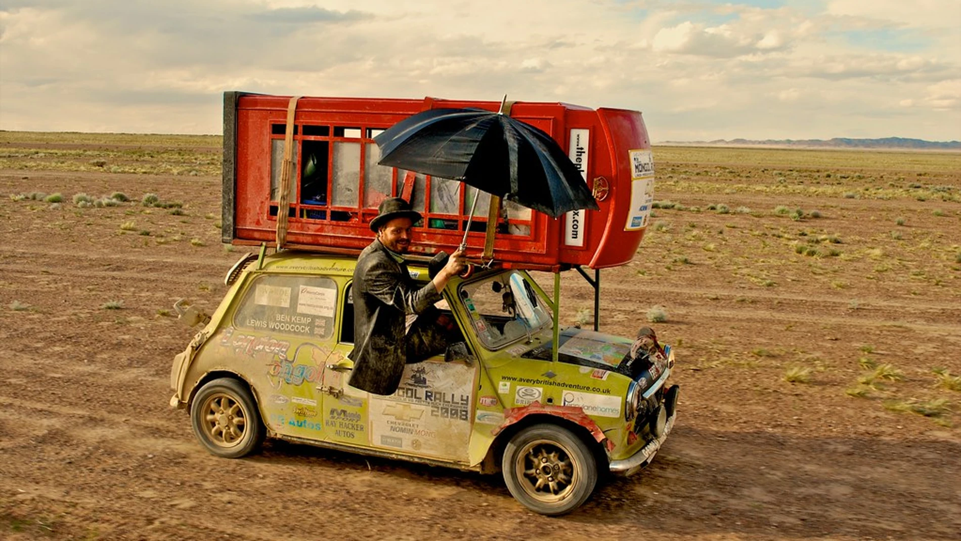 Nadie va a darte apoyo logístico, no tendrás un mecánico a mano si te quedas sin líquido de frenos en el desierto de Turkmenistán