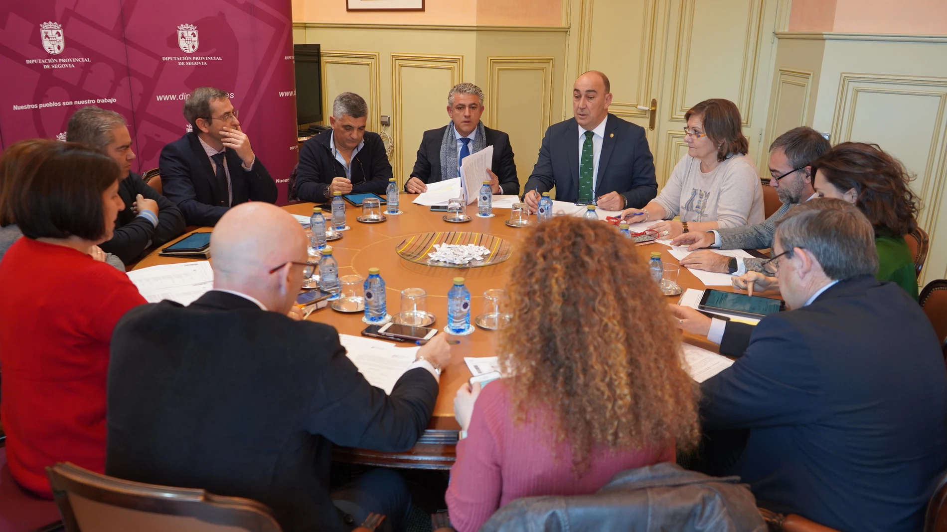 El presidente de la Diputación de Segovia, Miguel Ángel de Vicente, preside una nueva Junta de Gobierno de la institución