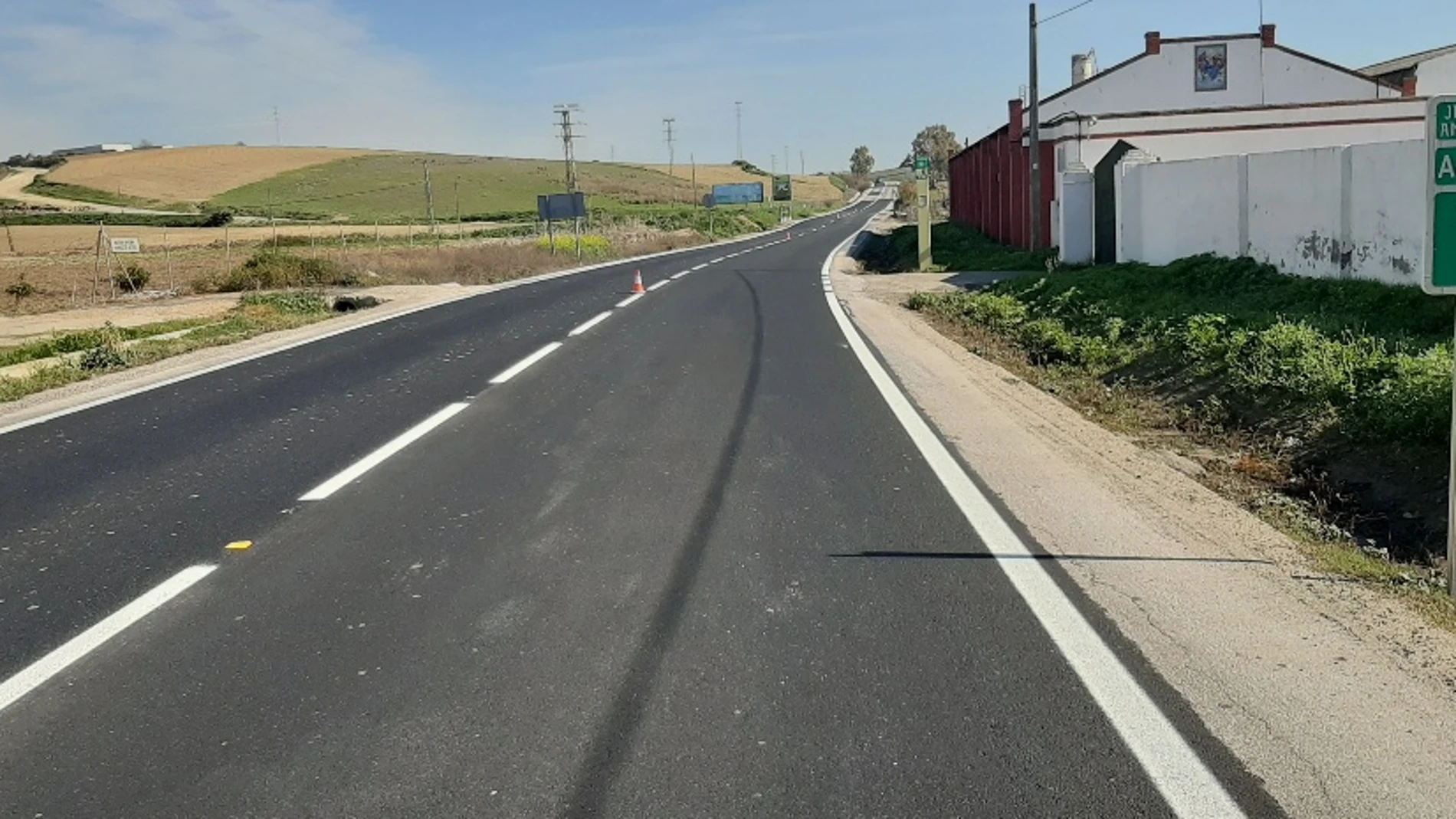 Imagen de la obra finalizada en el tramo A-8064