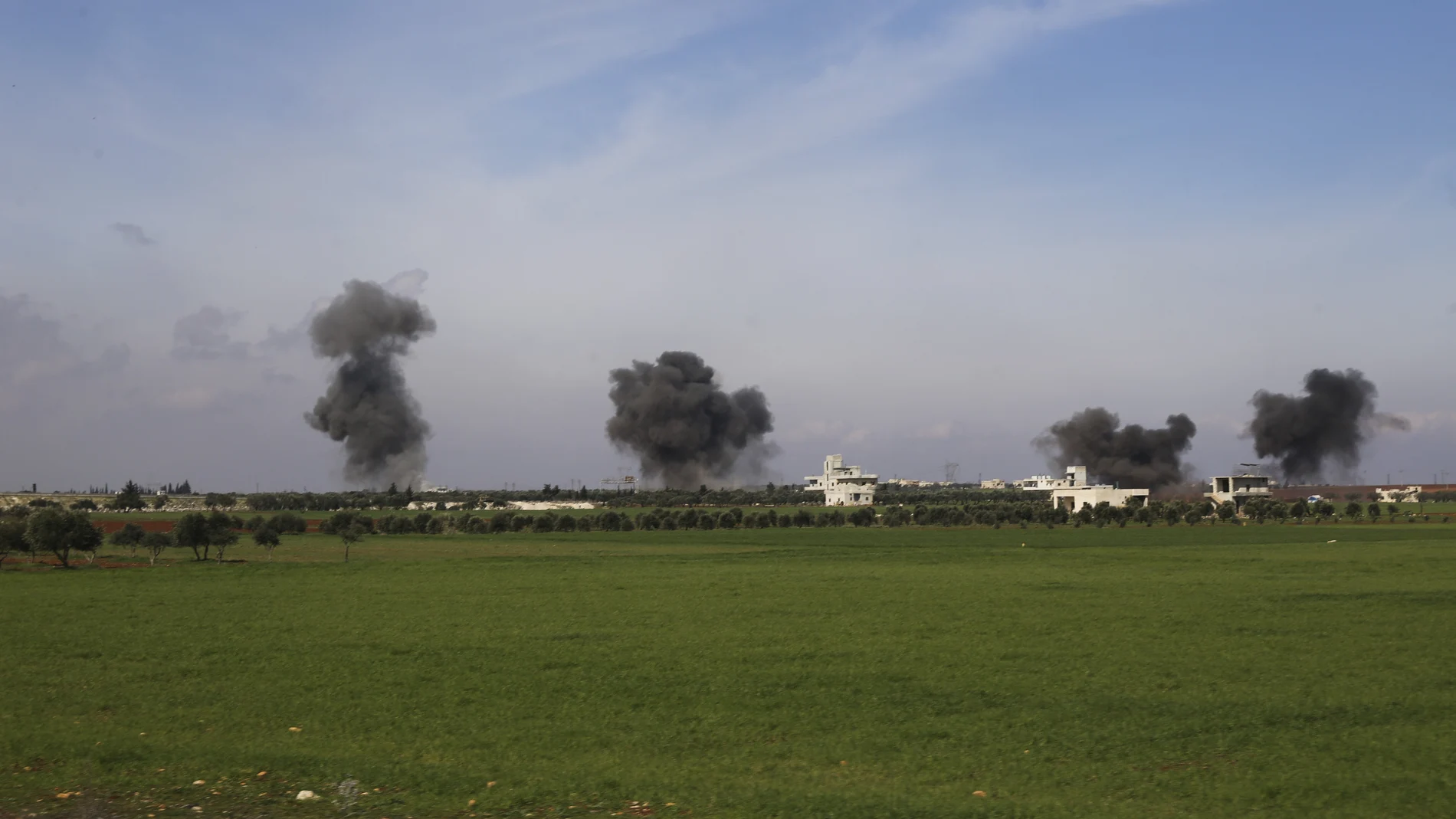Columnas de humo en la provincia de Idlib