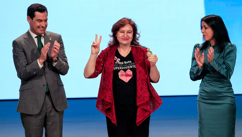 Ana Bella, Medalla de Andalucía