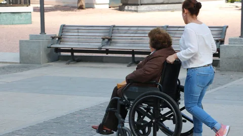 Más del 73% de los comercios de Murcia evaluados por Famdif no son accesibles