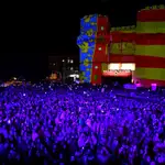 Las Falleras Mayores de Valencia anuncian cada año el inicio oficial de las Fallas desde las emblemáticas Torres de Serranos