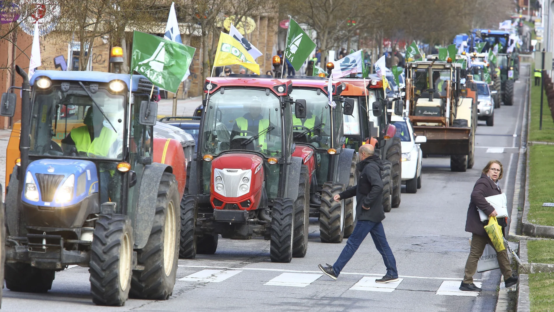 Nueva tractorada, esta vez en las calles céntricas de Ponferrada