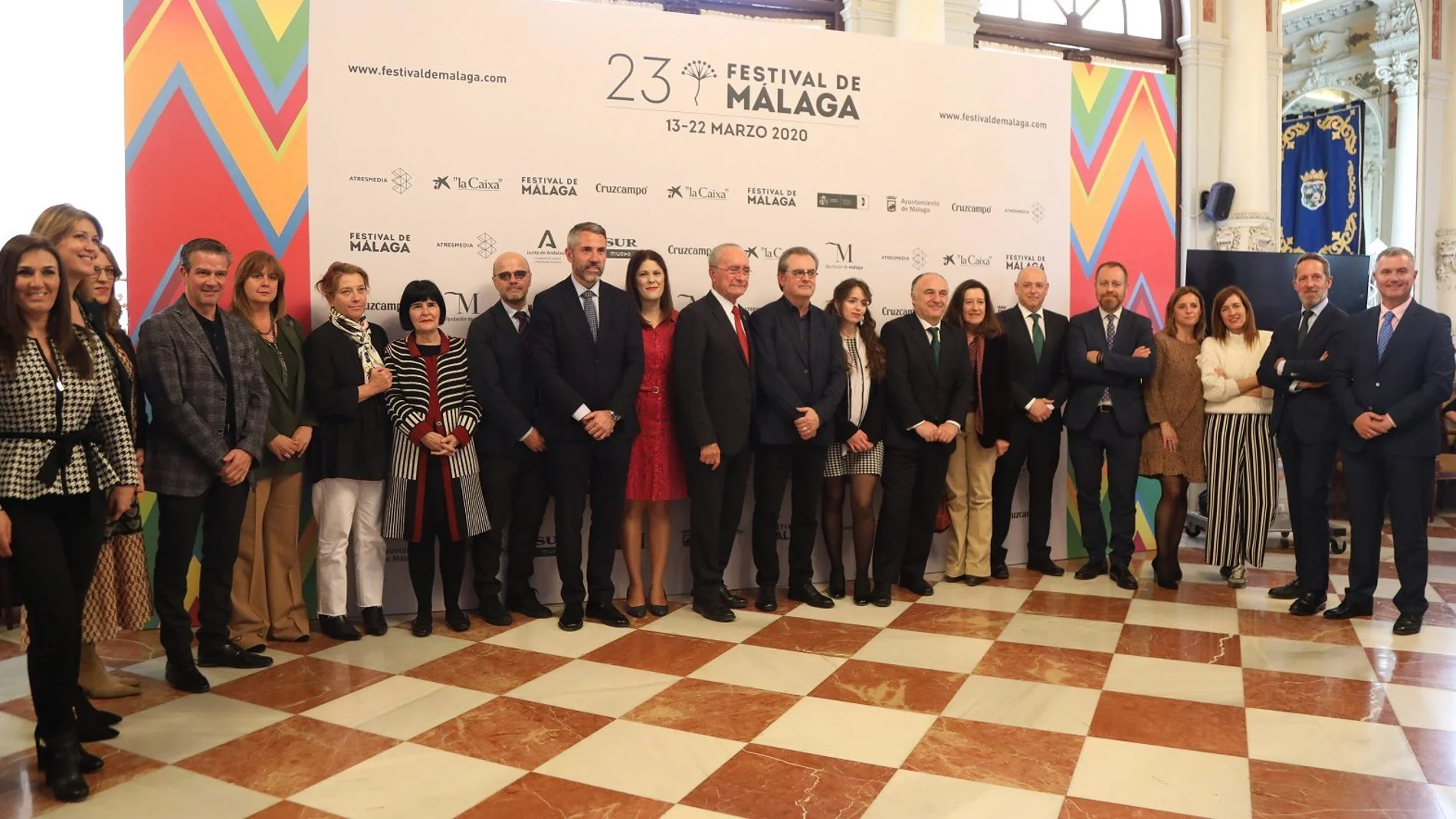 Jóvenes promesas y las series de TV se abren paso en el Festival de Málaga