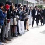 El exvicepresidente de la Generalitat Oriol Junqueras, condenado a 13 años de cárcel por sedición, a su llegada al el campus de Manresa de la Universidad de Vic donde trabajará como docente, después de que la cárcel de Lledoners le autorizara a abandonar la prisión tres veces por semana para trabajar.