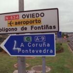 Una señal de A Coruña a la que han añadido una "L"