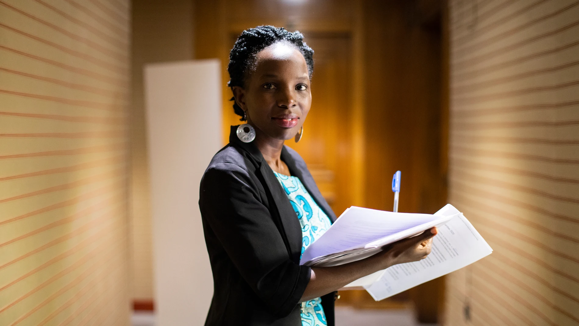 Entrevista y rueda de Prensa de la doctora Irene Kyamummi, por su premio Harambee.