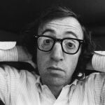 Woody Allen encarna el humor judío que trata con desenfado la figura de Dios y el pasado de su cultura en el cine