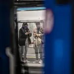 Mascarillas en los andenes del Metro de Madrid.