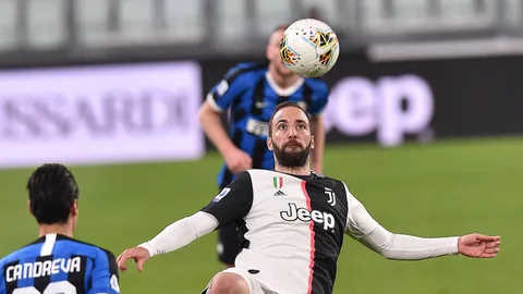 Gonzalo Higuaín, en un partido contra el Inter esta temporada