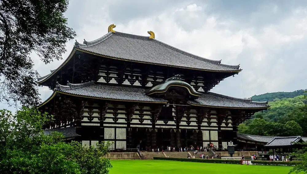 Templo Tōdai-ji en el Parque de Nara.