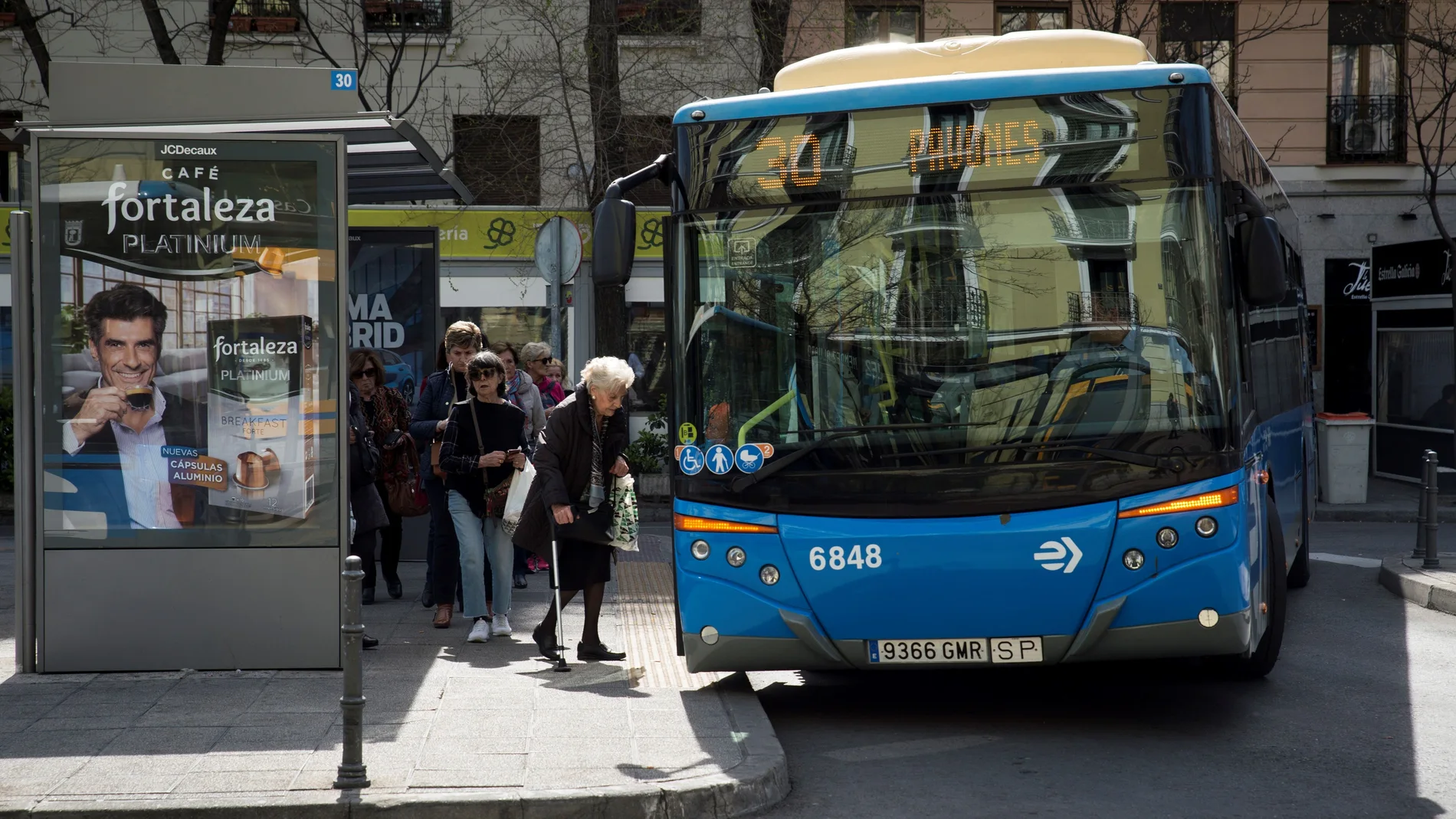 Madrid desinfectará a diario Metro, autobuses, Cercanías y tranvías
