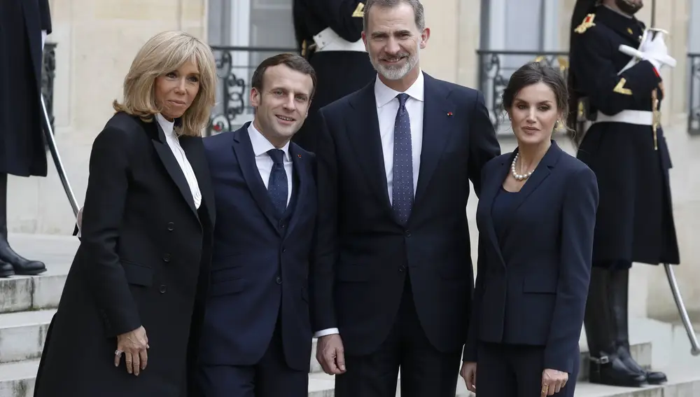 March 11 2020 - Paris, France : France's President Emmanuel Macron and his wife Brigitte Macron receiving the visit of Felipe VI, King of Spain and his wife Queen Letizia at the Elysee Palace. (Henri Szwarc/Contacto)11/03/2020 ONLY FOR USE IN SPAIN