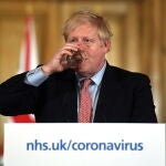 El "premier" britanico, Boris Johnson, ha optado por medidas menos contundentes para combatir el coronavirus/EFE