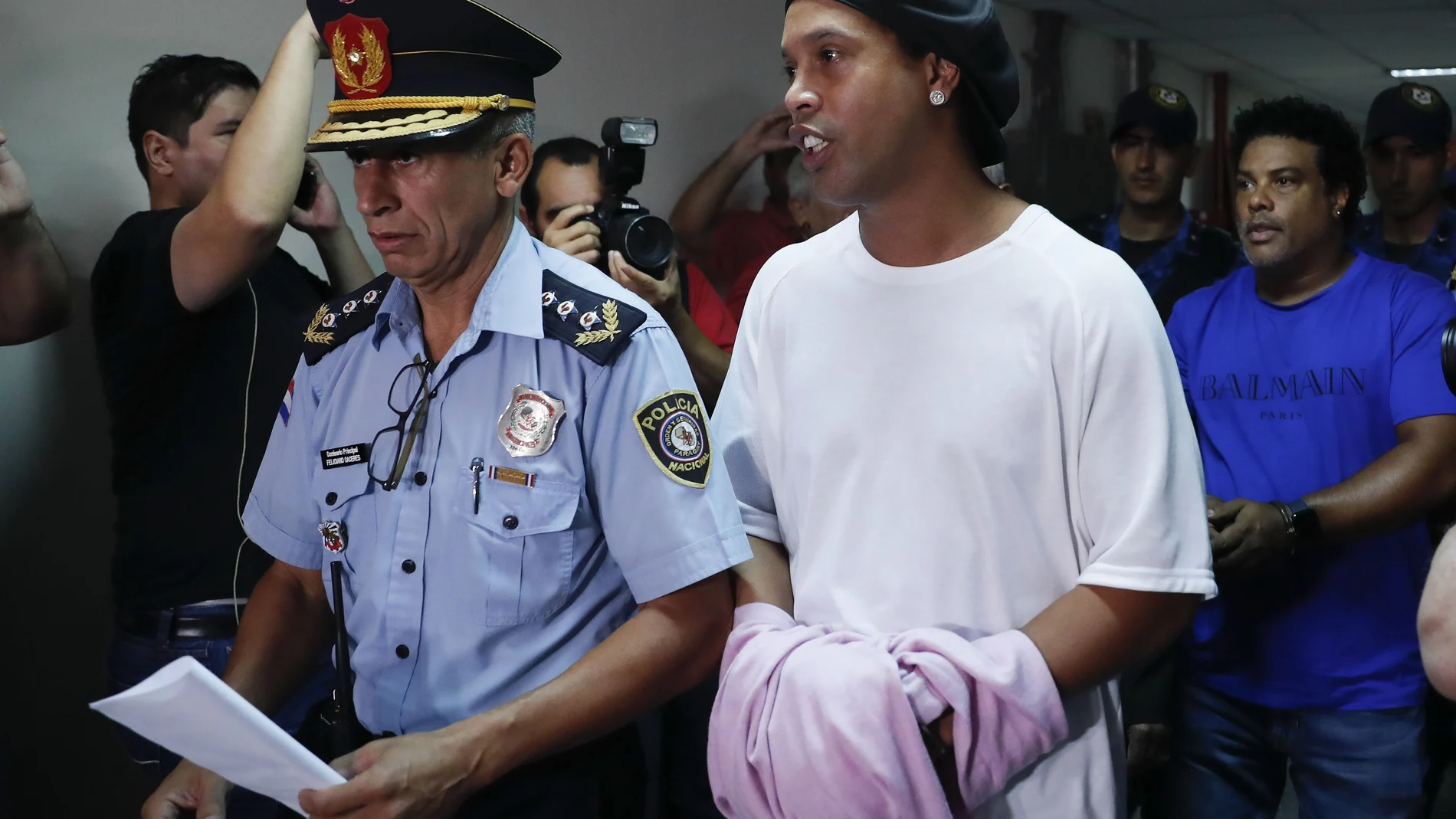 Ronaldinho, Roberto de Assis Moreira