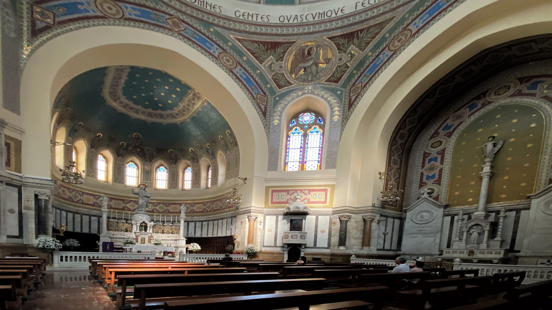 Interior de la Iglesia de Iglesia de San Manuel y San Benito ubicada en Madrid donde ha aumentado el número de cancelaciones de bodas por temor a la expansión del coronavirus en Madrid, (España), a 13 de marzo de 2020.13 MARZO 2020;CORONAVIRUS;VIRUS;MADRID;BODAS;CANCELACIONESEduardo Parra / Europa Press13/03/2020