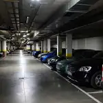 Plazas de aparcamiento de un garaje comunitario en Madrid