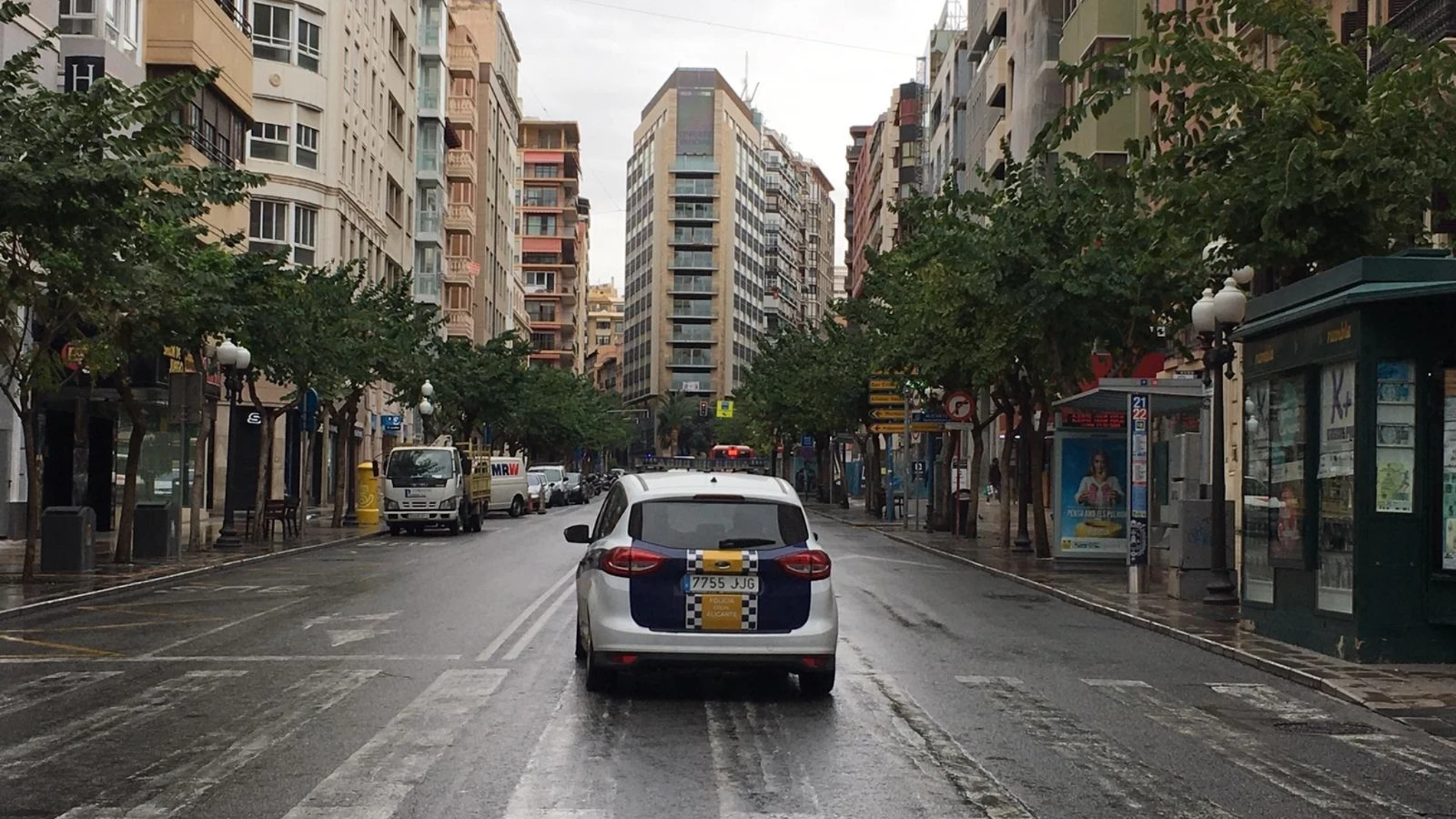 Coronavirus.- La Policía Local de Alicante cierra tres bares y una inmobiliaria abiertos pese al decreto de alarma