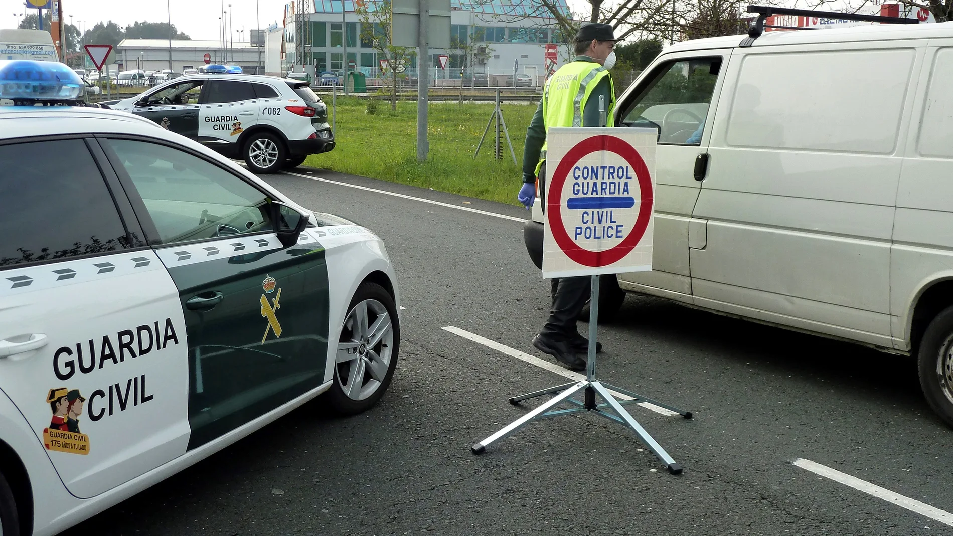 La Guardia Civil controla en Cantabria los desplazamientos vascos