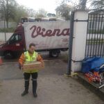 Viene Capellanes continua paralelamente con otras inicativas, como es la atencióna los servicios de emergencias, con el reparto de sádwiches.