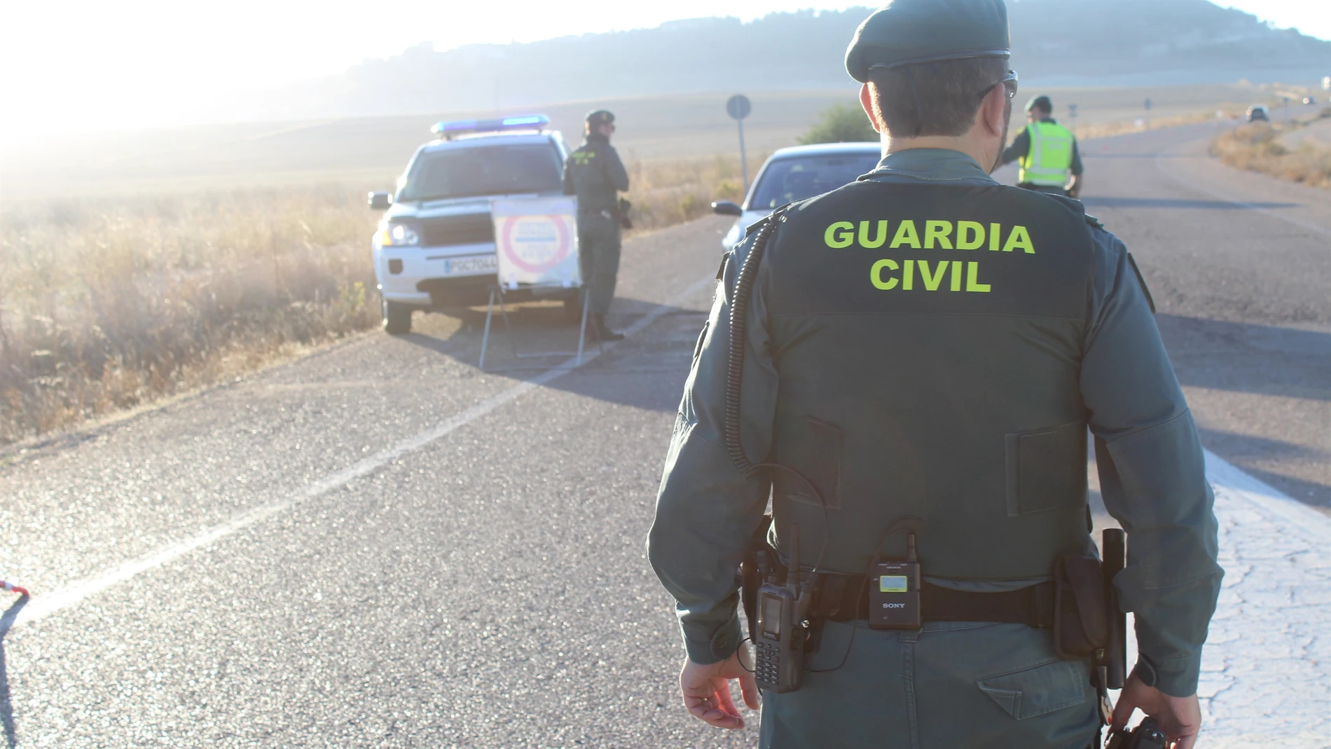 Sucesos.-Tres detenidos tras ser pillados 'in fraganti' mientras robaban en una vivienda de Tudela (Valladolid)