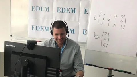 Los profesores de EDEM han iniciado hoy las clases de forma online